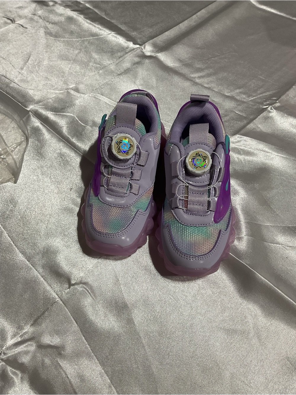 Kids  Purple Iridescent Sneakers with Easy Dial Closure